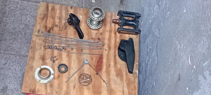 Sucatinhas de bicicleta tudo por $10