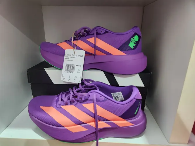 Tenis Adidas Evo SL e brinde Asics originais  