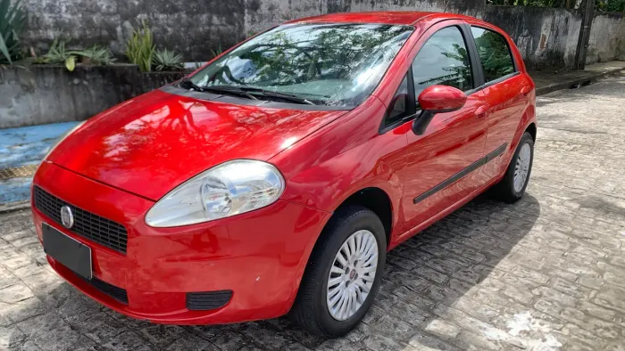 Fiat Punto Attractive 1.4 Fire Flex 8V 5P 2011