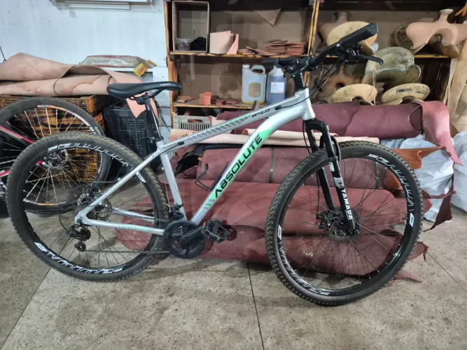 Vendo bicicleta Absolut aro 29