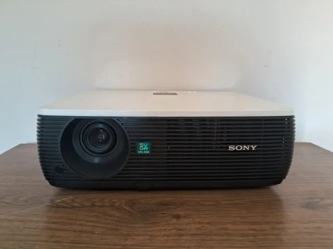 Projetor Sony ES4