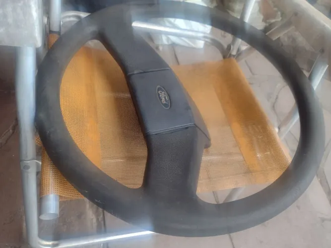 Volante caminhão Ford cargo precisa reparo borracha 