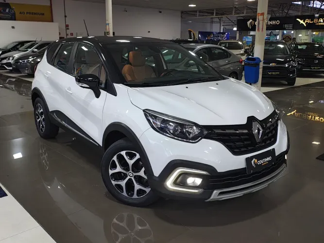 Captur 2022 - 1.3 Turbo  Automático 170 CV potência, todas Revisões na concessionária 