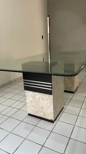 Mesa de jantar para 8 pessoas