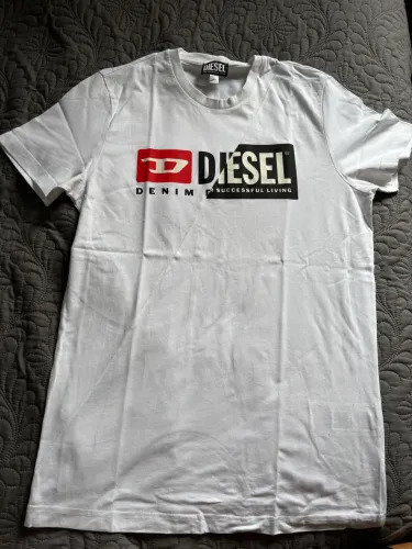 Camiseta Diesel