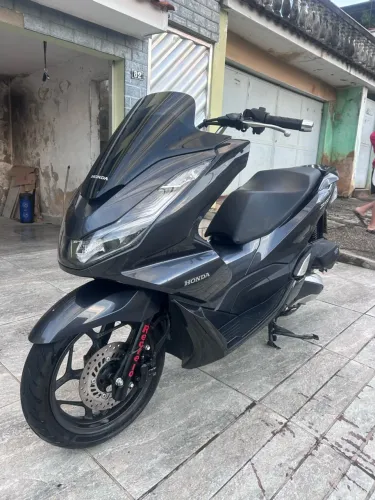 PCX 2024 6600KM APENAS