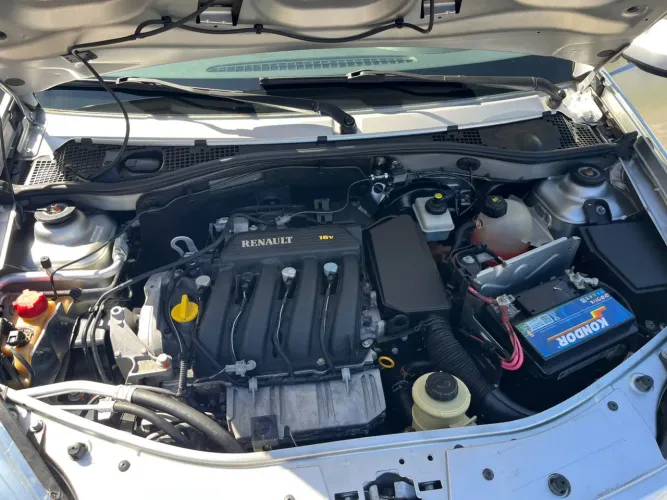 Renault Sandero Privilège Hi-flex 1.6 16V 5P AUT 2012