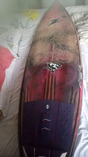 Prancha de surf com kilha de encaixe nova 5.11. 350$$$