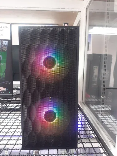 PC game i7 da 4790 , 8gb de memória,  ssd 240gb,  Windows 10 pró , fonte real 