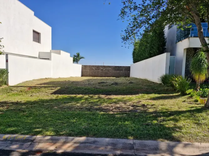 Condomínio Varanda Sul, Terreno com 369,34m², Topografia Plano