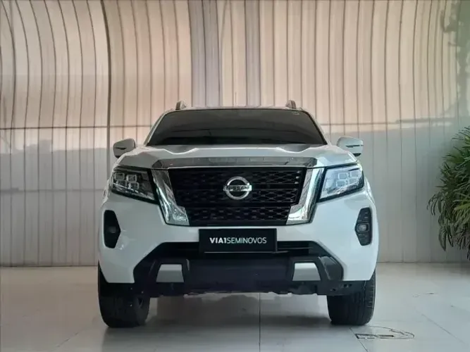 Nissan Frontier XE CD 4X4 2.3 Bi-TB Diesel Aut. 2023