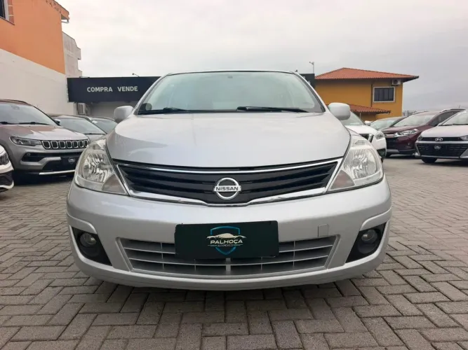Nissan Tiida SL 1.8/1.8 Flex 16V Aut. 2013