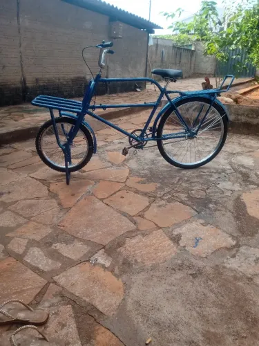 Vendo está linda bicleta antiga dos anos 1954 verdadeira relíquia