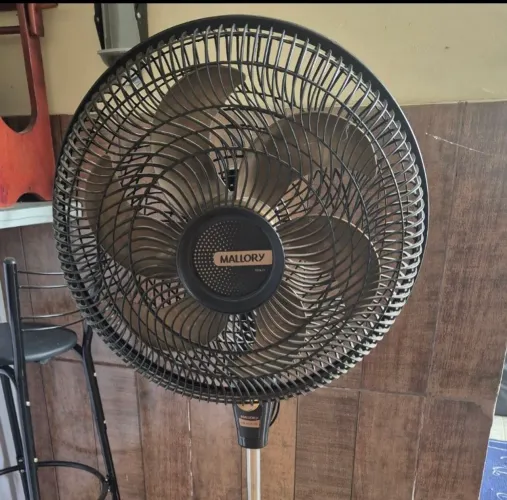 Ventilador de coluna MALLORY