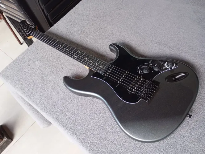 guitarra Tagima Sixmart stratocaster