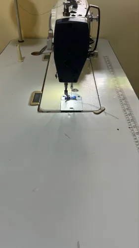 Máquina industrial reta Bracob ( modelo: BC D5-2)