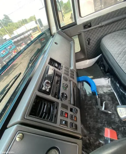 Caminhão Ford - em até 80x