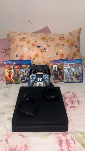 PS4 SLIM 1 TB