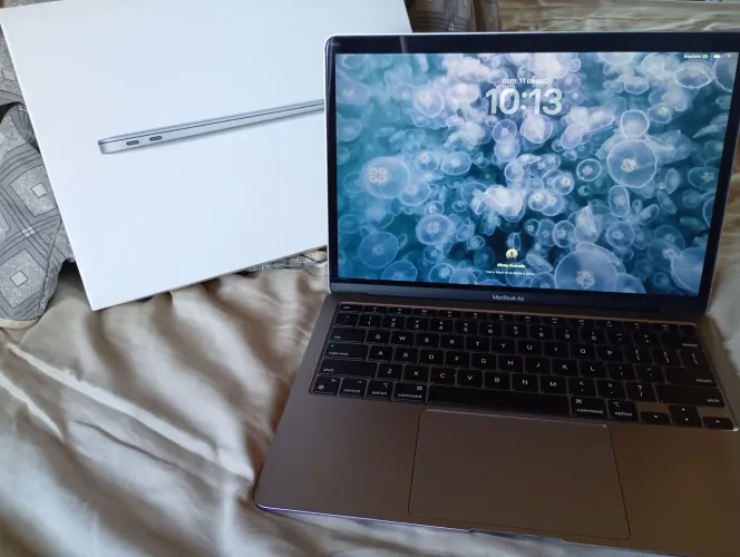 MacBook Air M1 256 GB SSD ? Excelente estado