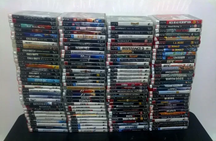 Lote fechado 120 jogos originais Ps3 sem repetidos Ac cartão (troco em Ps5 ou Xbox Série X