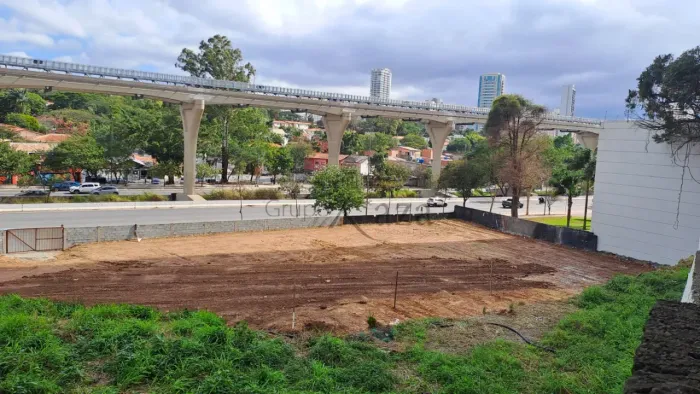 Terreno - Campo Belo - 2.327m².