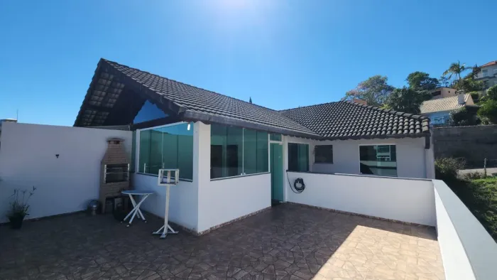 Apartamento 2 Quartos, 132m², Braunes - Nova Friburgo-RJ