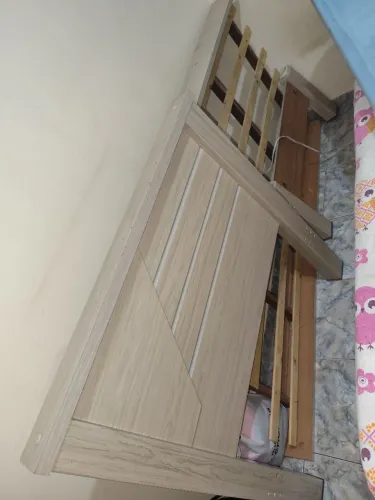 Vende - de cama de solteiro com colchao