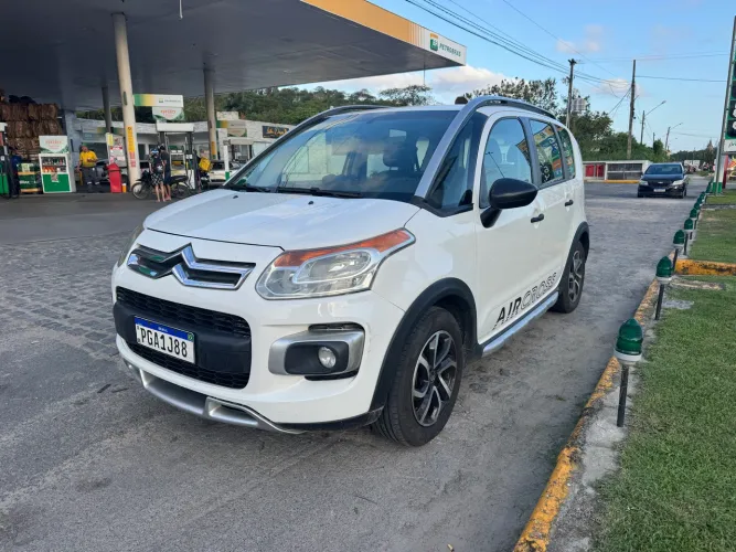 Citroen Aircross GLX 1.6 Flex 16V 5P Aut. 2013