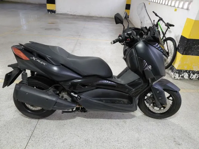 Xmax 250 2022