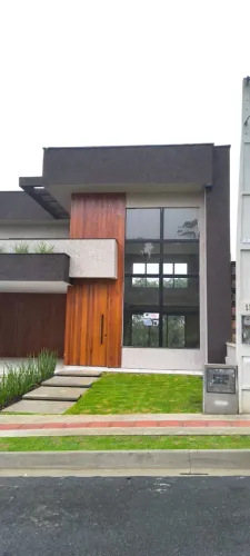 Casa de alto padrão