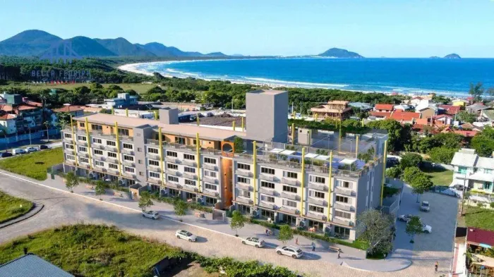 Apartamento Duplex com 2 dormitórios à venda, 83 m² por R$ 839.846,63 - Barra da Lagoa - F
