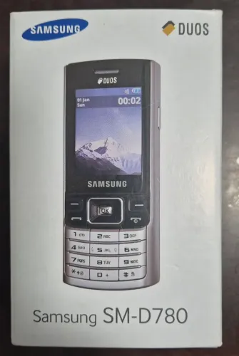 Celular Retrô - SAMSUNG SM-D780 - Excelente