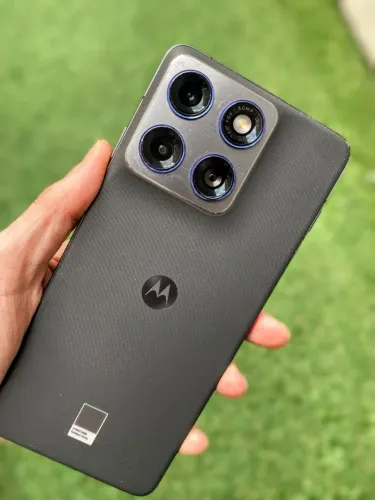 Motorola Edge 70, 1 mês de uso (intacto)