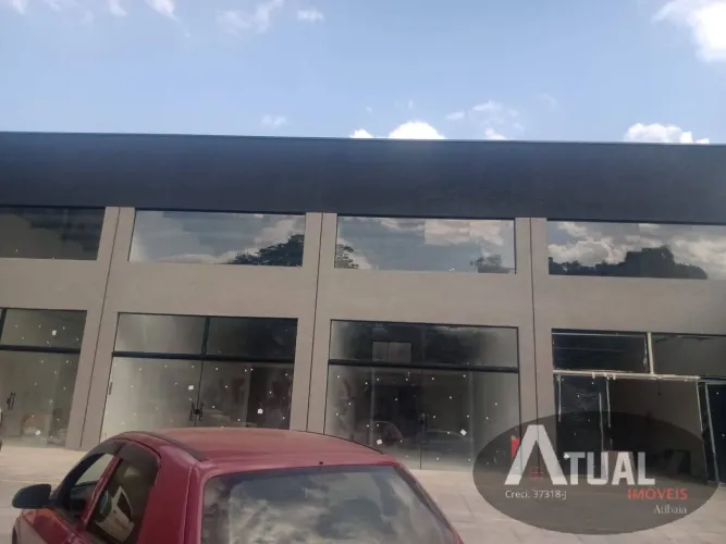 Salões comercias para locação na Av. Lucas Nogueira Garcez Atibaia