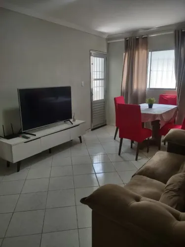 Aluguel de Apê Térreo Mobiliado 58m² - 2 Qts e 1 Vaga em Pau Amarelo - R$ 2.500 c/ Taxas