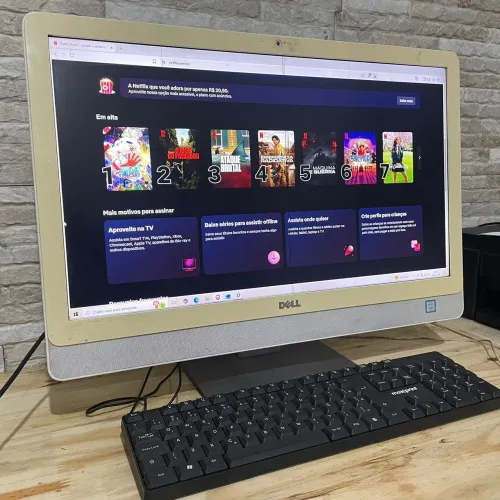 Dell Inspiron 3464 All-in-One | i3 7ª Geração | 4GB RAM | Windows 10 Atualizado.