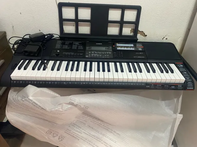 Teclado Casio CT-X800