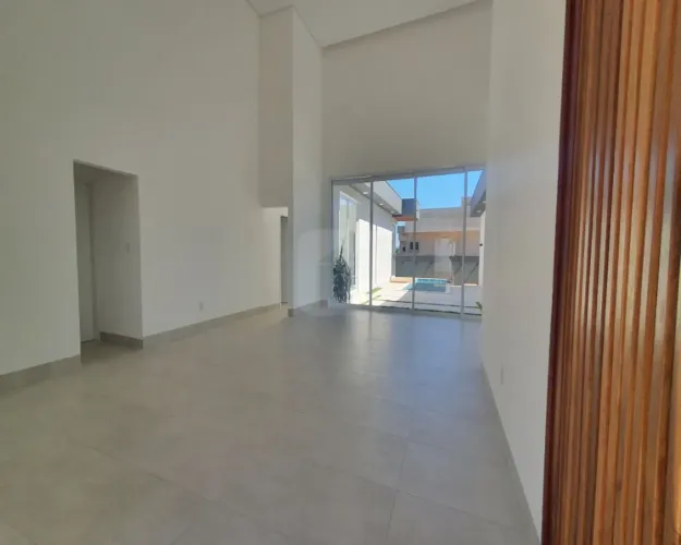 Casa Para Venda No condomínio na zona Sul