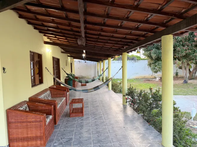 Barra de jacuipe. Casa amarela.