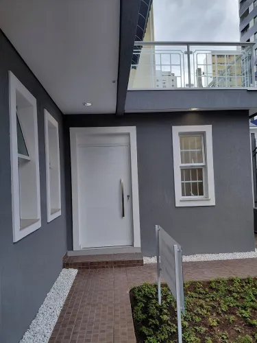 Studio Novo Alto Padrão no Centro Direto c/ Proprietário 