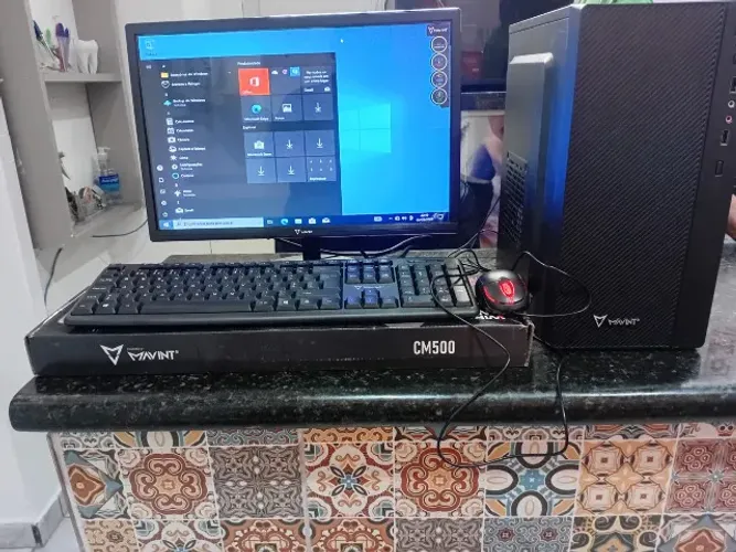 Computador completo NOVO Processador i5, 8 giga de memoria , HD 1 TERA , monitor de 19 ?