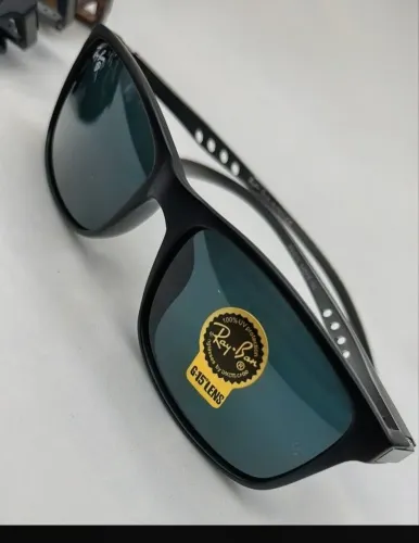 Vendo óculos escuro Ray ban e multimarcas