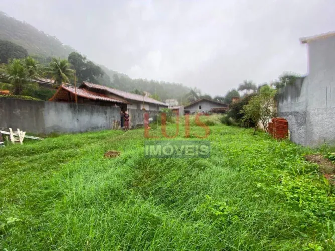 Terreno à venda, 360 m² por R$ 550.000,00 - Piratininga - Niterói/RJ