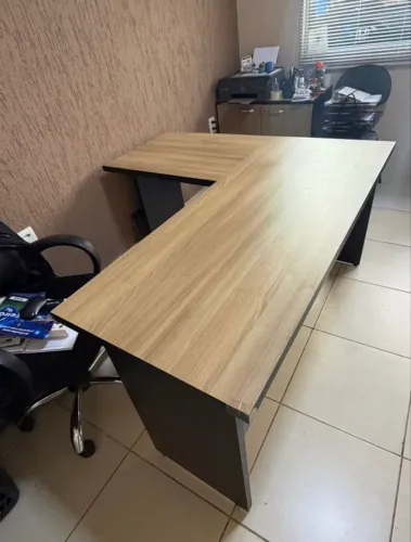 Mesa para escritório