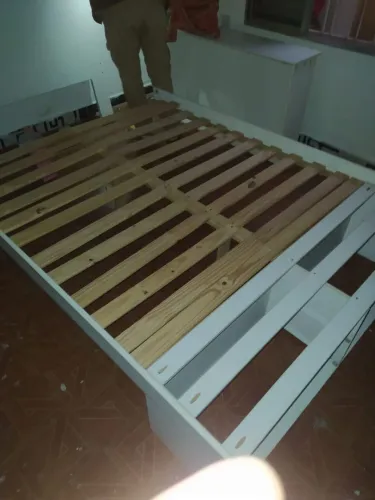 Cama de Casal com gavetas, cor branca