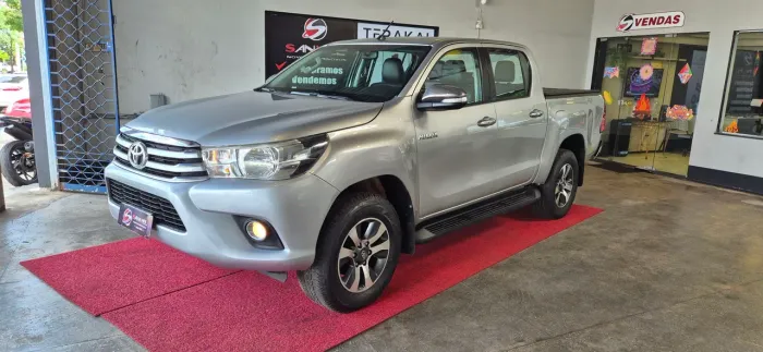 Toyota Hilux CD SRV 4X4 2.8 TDI Diesel Aut. 2017