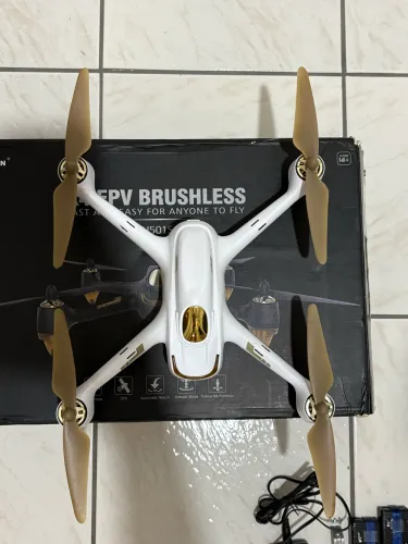 Vendo Drone Hubson H501s - Perfeito Estado e Funcionamento