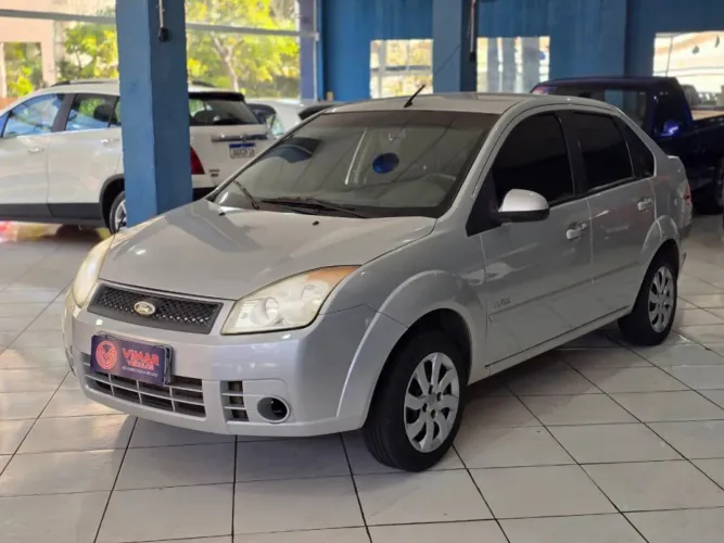 Ford Fiesta Sedan SE 1.6 16V Flex 4P 2012