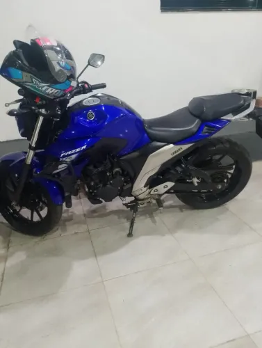Vendo Fazer 250
