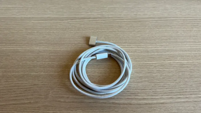 Cabo Magsafe 3 com 2 metros , Original